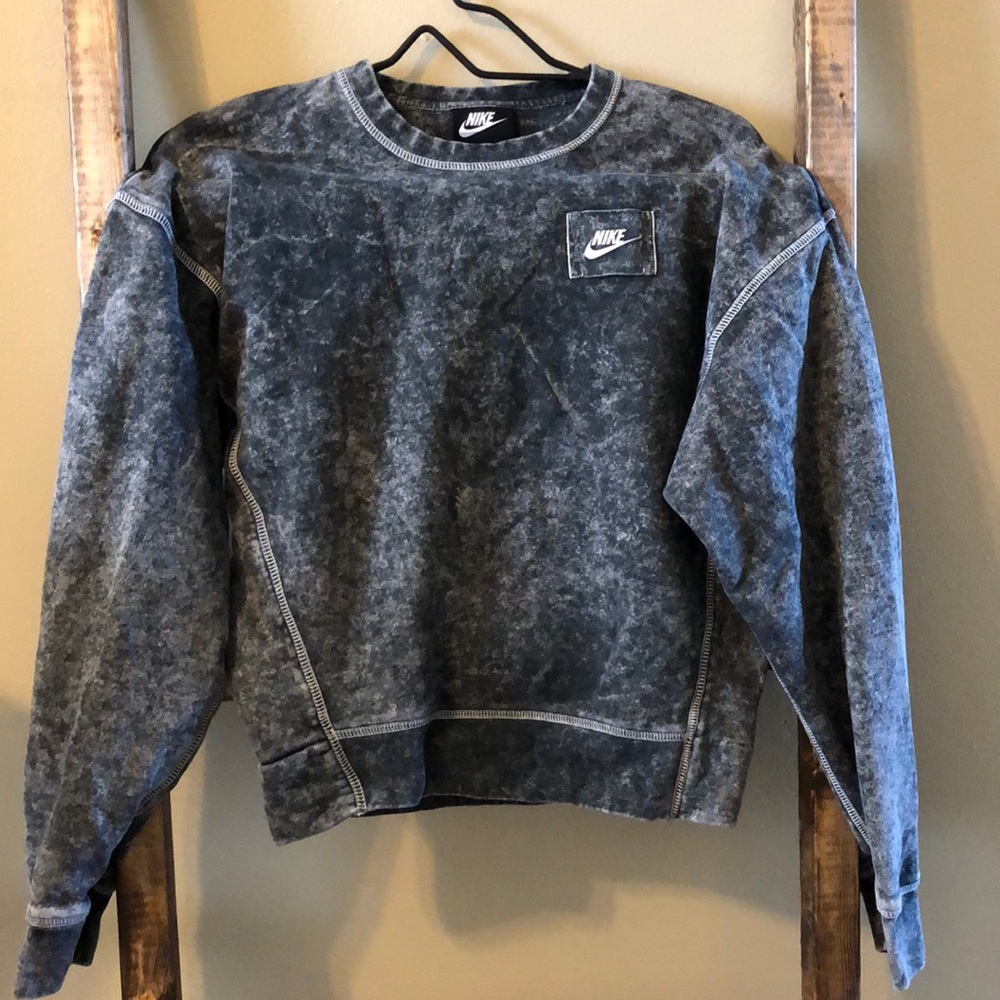 Nike crew